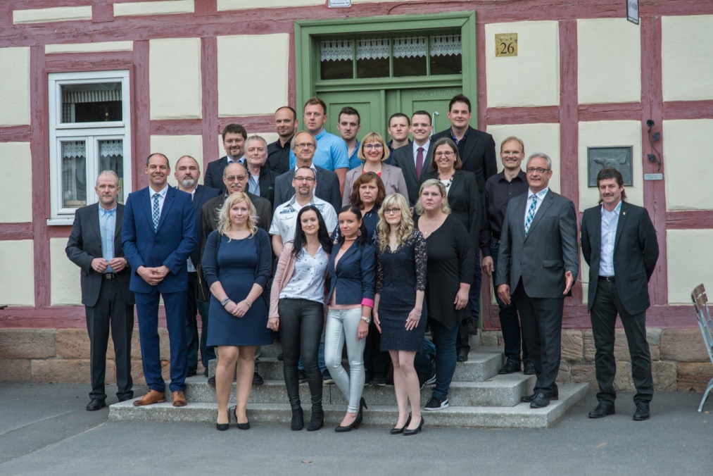 Ros würdigt Jubilare für jahrzehntelangen Einsatz und Loyalität